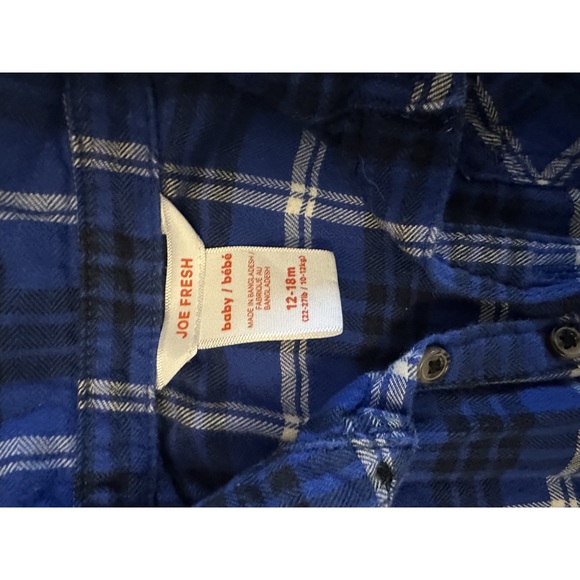 5/$10 Joe Fresh Flannel/plaid onesie 12-18 months blue - Picture 2 of 3